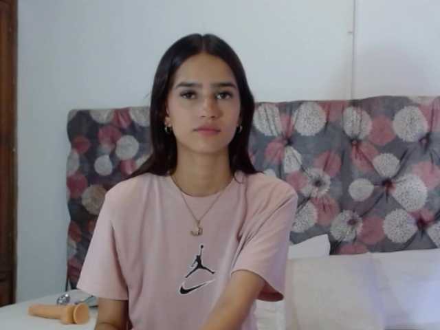 Melody-Mansson live webcam show