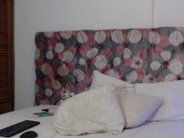 Melody-Mansson live cam on BongaCams