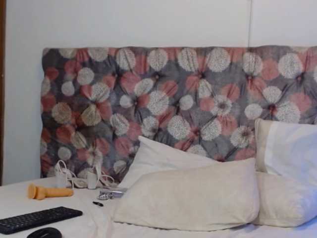 Melody-Mansson live cam on BongaCams
