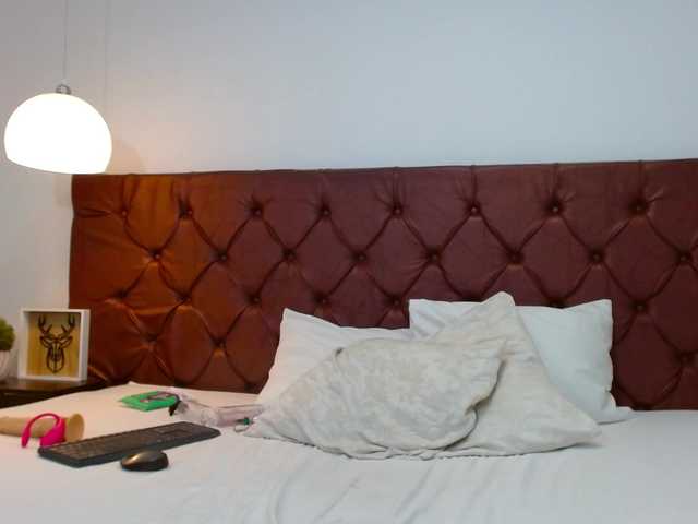 Melody-Mansson live cam on BongaCams