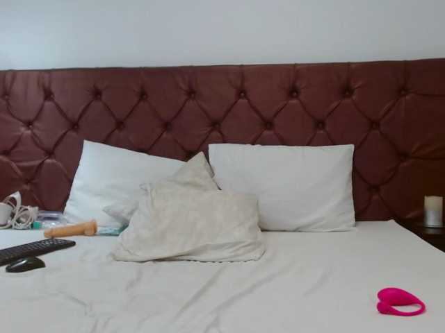 Melody-Mansson live cam on BongaCams