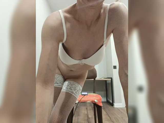 akaza-zx live cam on BongaCams