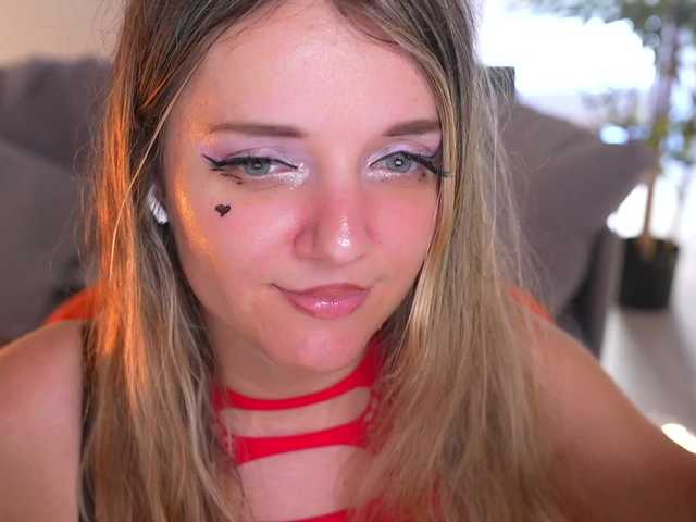MagneticAmi live cam on BongaCams