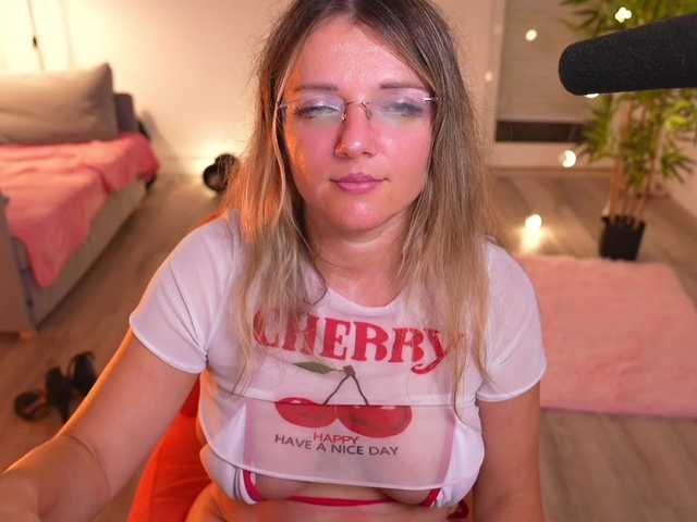MagneticAmi live cam on BongaCams