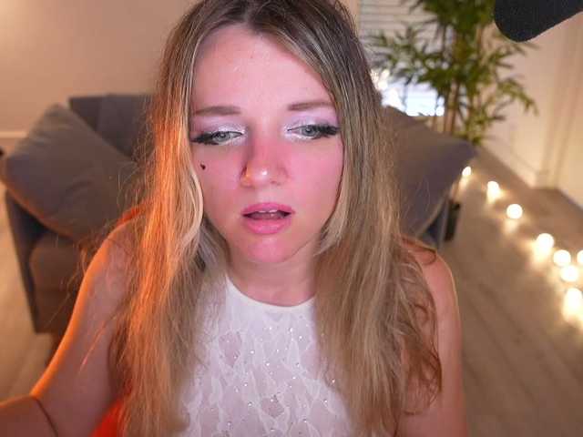 MagneticAmi live cam on BongaCams