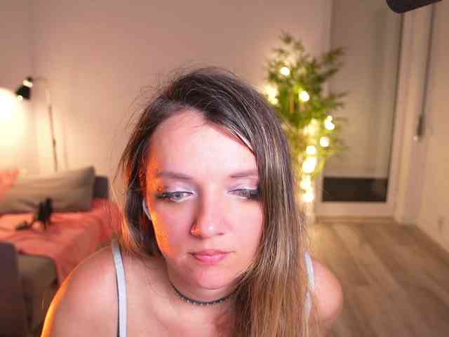 MagneticAmi Live Webcam on BongaCams