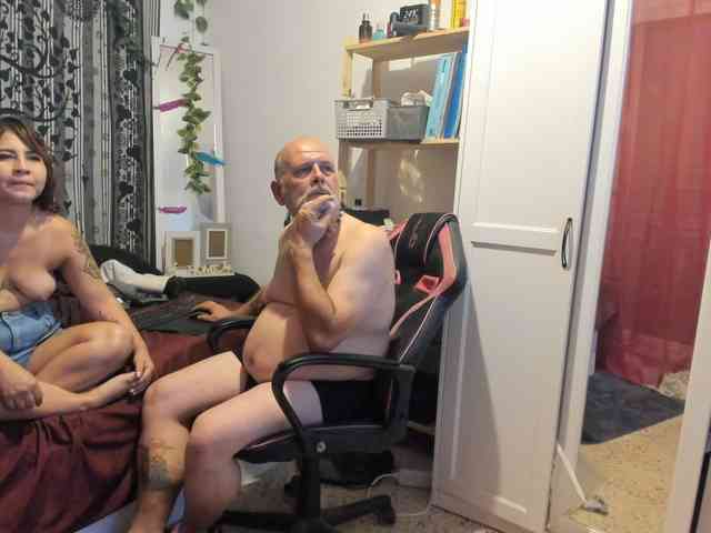CatalinaaHot webcam