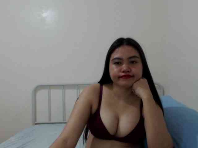 cherrysexyuntouch webcam