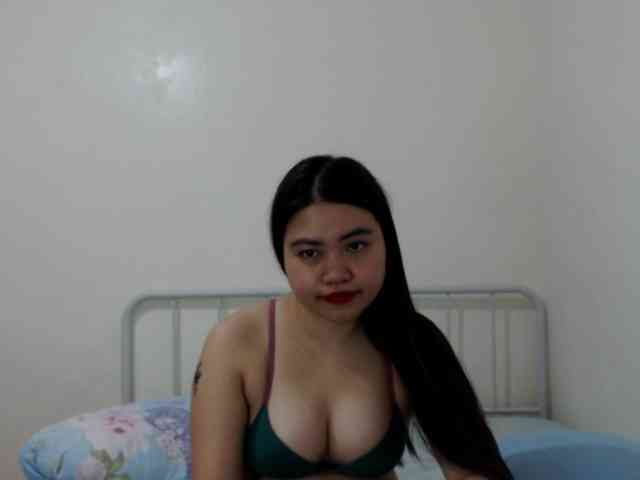 cherrysexyuntouch webcam