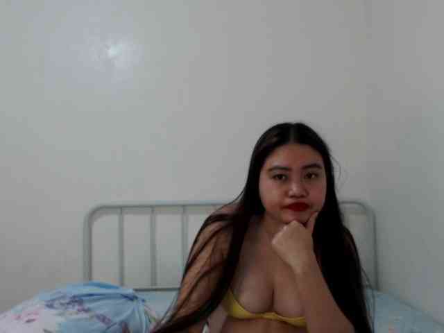 cherrysexyuntouch webcam