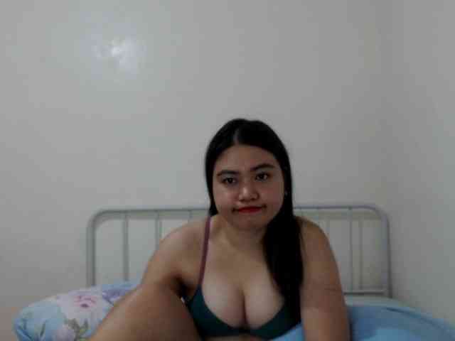 cherrysexyuntouch webcam
