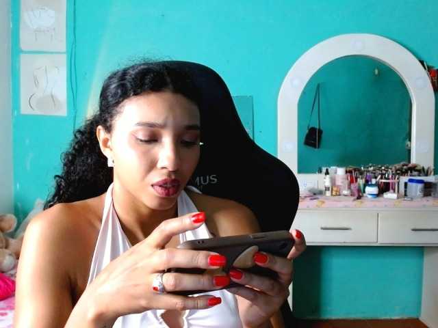 blessedperverse live cam on BongaCams