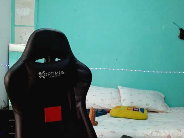 blessedperverse live cam on BongaCams