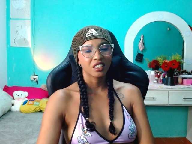 blessedperverse live cam on BongaCams