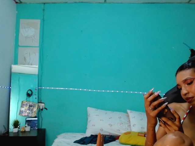 blessedperverse live cam on BongaCams