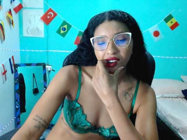 blessedperverse live cam on BongaCams