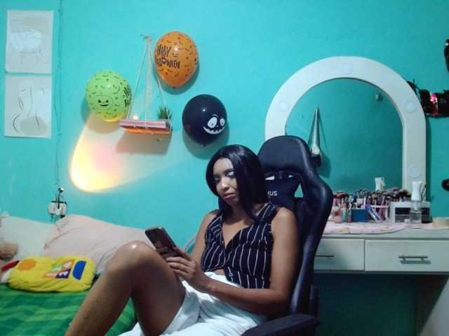 blessedperverse live cam on BongaCams