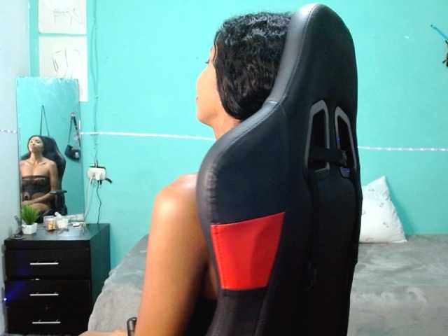 blessedperverse live cam on BongaCams