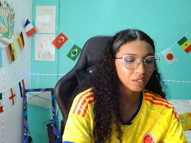 blessedperverse live cam on BongaCams