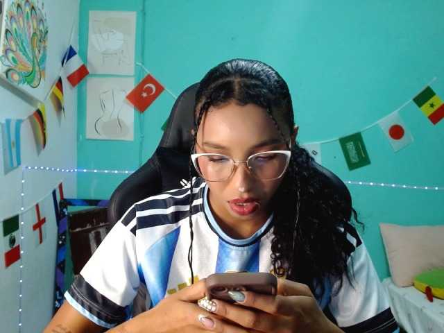 blessedperverse live cam on BongaCams