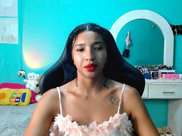 blessedperverse live cam preview
