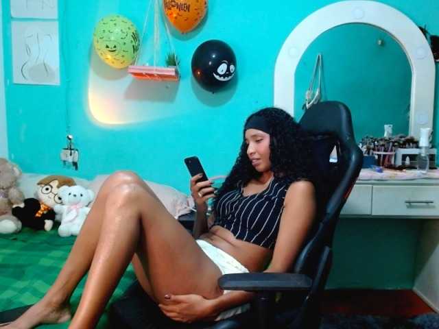 blessedperverse live cam on BongaCams