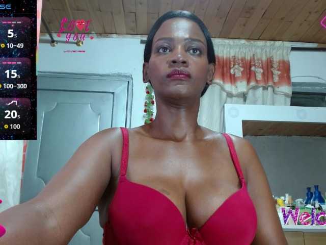 alice-pussi live cam on BongaCams