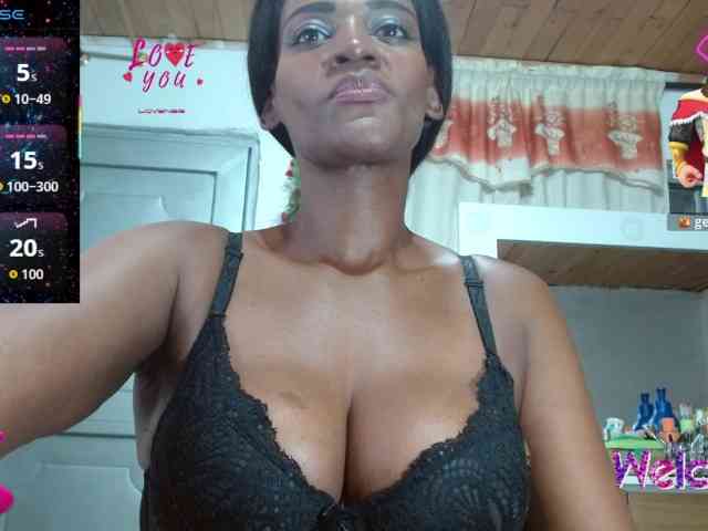 alice-pussi Live Webcam on BongaCams
