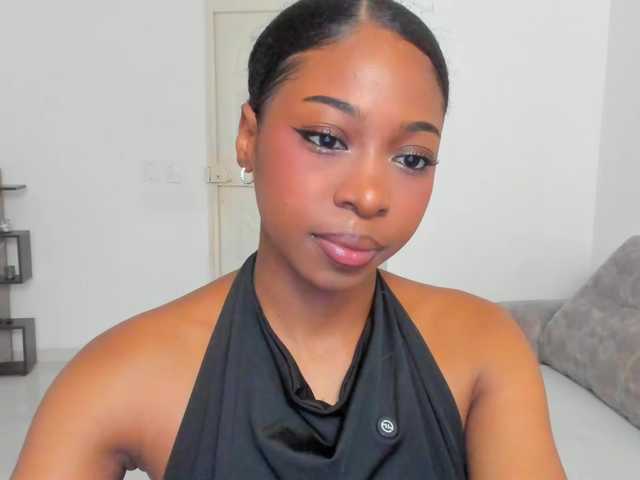 Amatiistur live cam on BongaCams