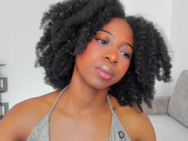 Amatiistur live cam on BongaCams