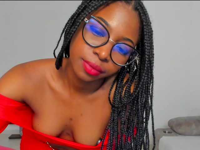 Amatiistur live cam on BongaCams