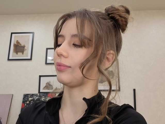 dolly-ll live cam on BongaCams