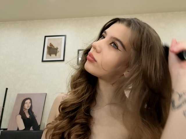 dolly-ll live cam on BongaCams