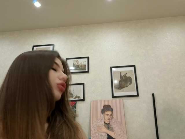 dolly-ll live cam on BongaCams