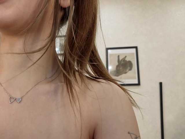 dolly-ll live cam on BongaCams