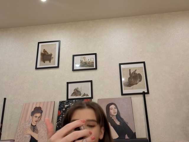 dolly-ll, live now on BongaCams