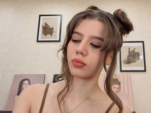 dolly-ll live cam on BongaCams