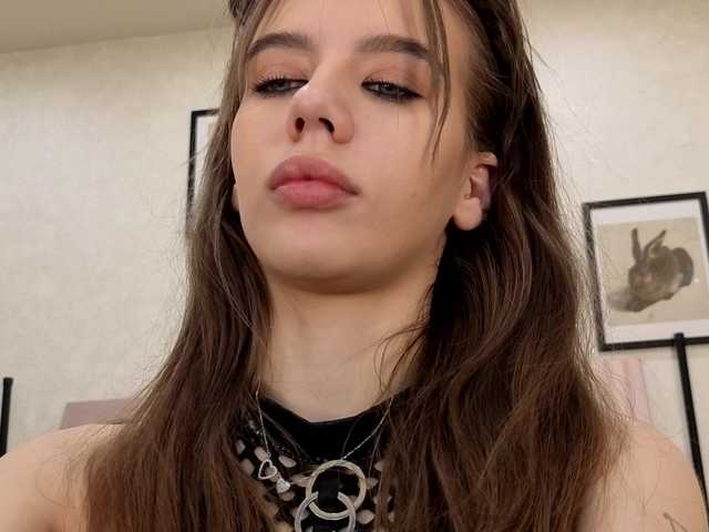 dolly-ll live cam on BongaCams