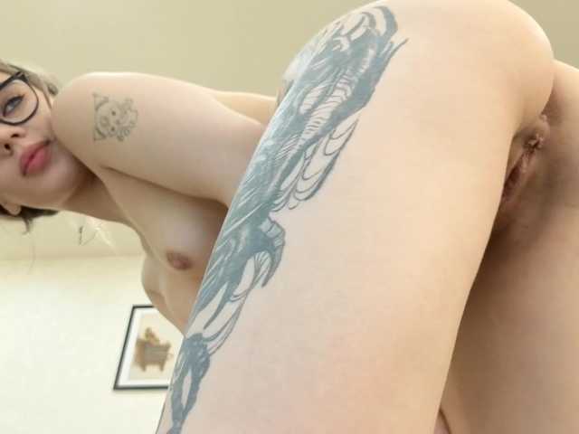 dolly-ll's BongaCams profile