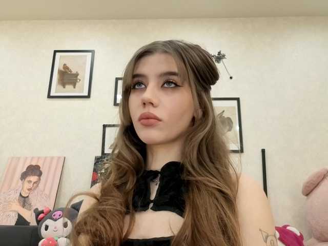 dolly-ll's BongaCams show and profile