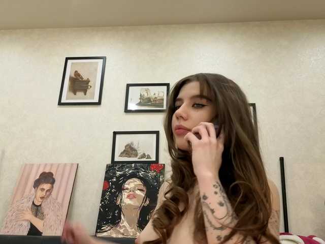 dolly-ll's BongaCams profile