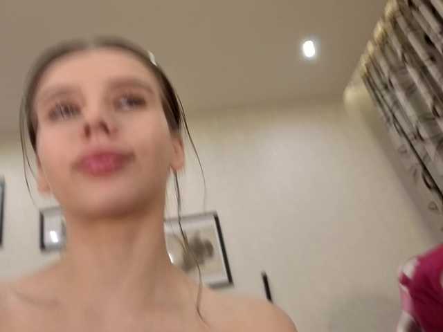 dolly-ll live cam on BongaCams