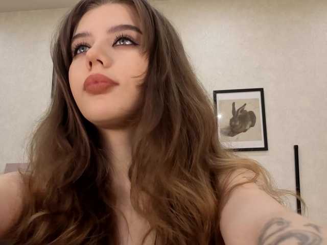 dolly-ll live cam on BongaCams