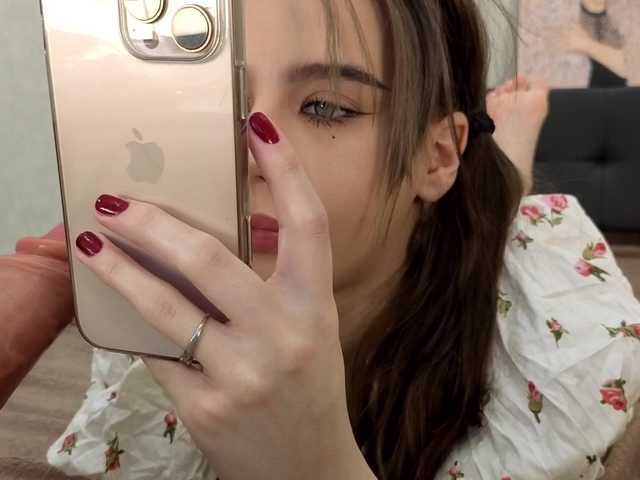 dolly-ll live cam on BongaCams