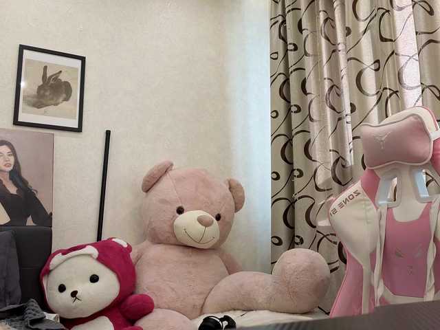 le modèle dolly-ll est en webcam porno dans un show sur le site bongacams, il possède les tags suivants: White/Caucasian,Brunette,Shaved