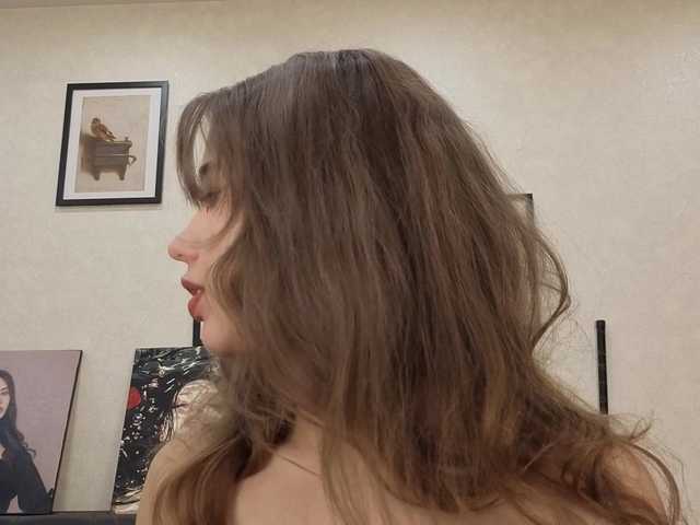 dolly-ll live cam on BongaCams