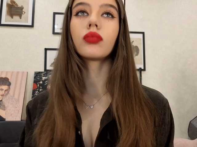 dolly-ll live cam on BongaCams