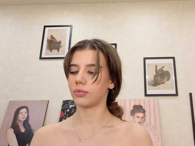 dolly-ll live cam on BongaCams