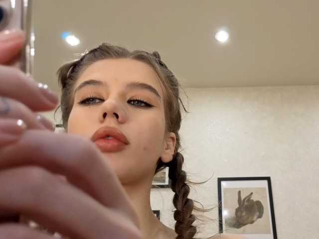 dolly-ll live cam on BongaCams