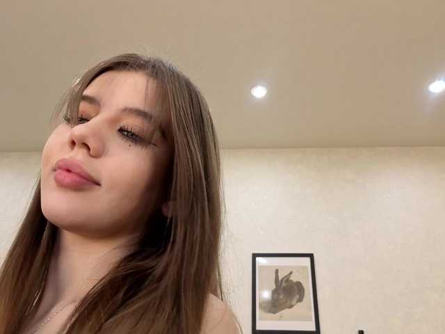 dolly-ll live cam on BongaCams